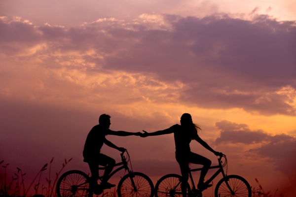A couple cycling. Belly fat loss diet, belly fat loss home remedies.