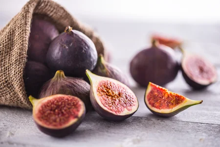 health benefits of figs in Ayurveda