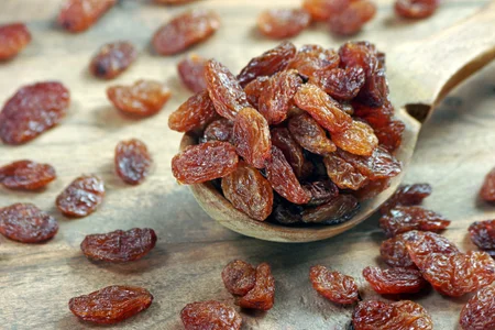 raisins benefits of dried fruits in Ayurveda