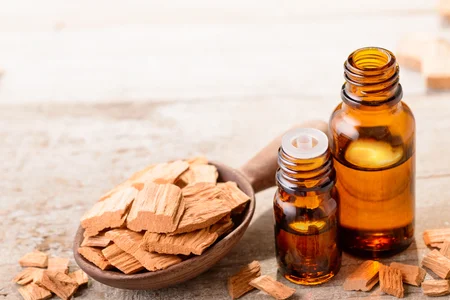 how to use Sandalwood essential oil for skin